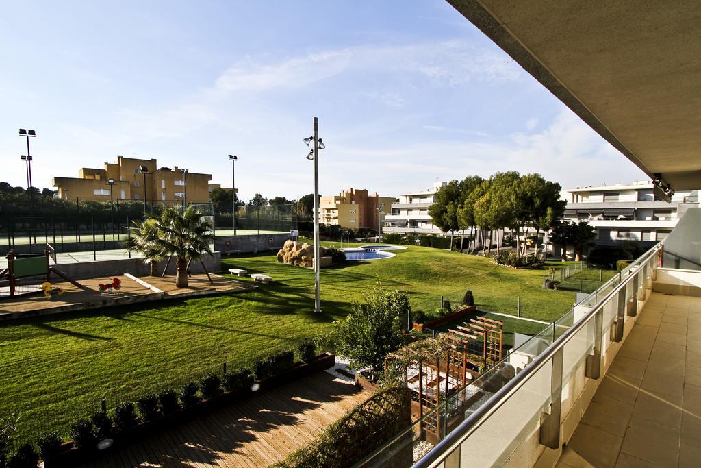 J Tramuntana Planet Costa Dorada Apartment Salou Phòng bức ảnh